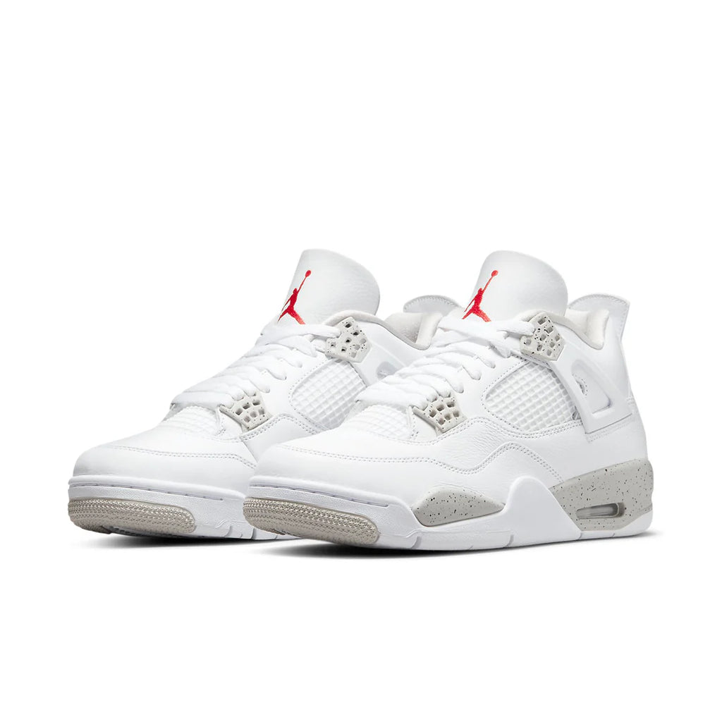 Air Jordan 4 “White Oreo”