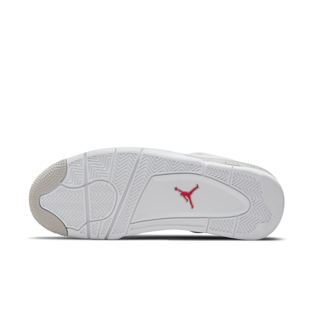 Air Jordan 4 “White Oreo”